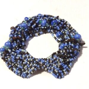 VINTAGE MULTI-STRAND BLUE, BLACK, TAN SEED BEADED MAGNETIC BRACELET